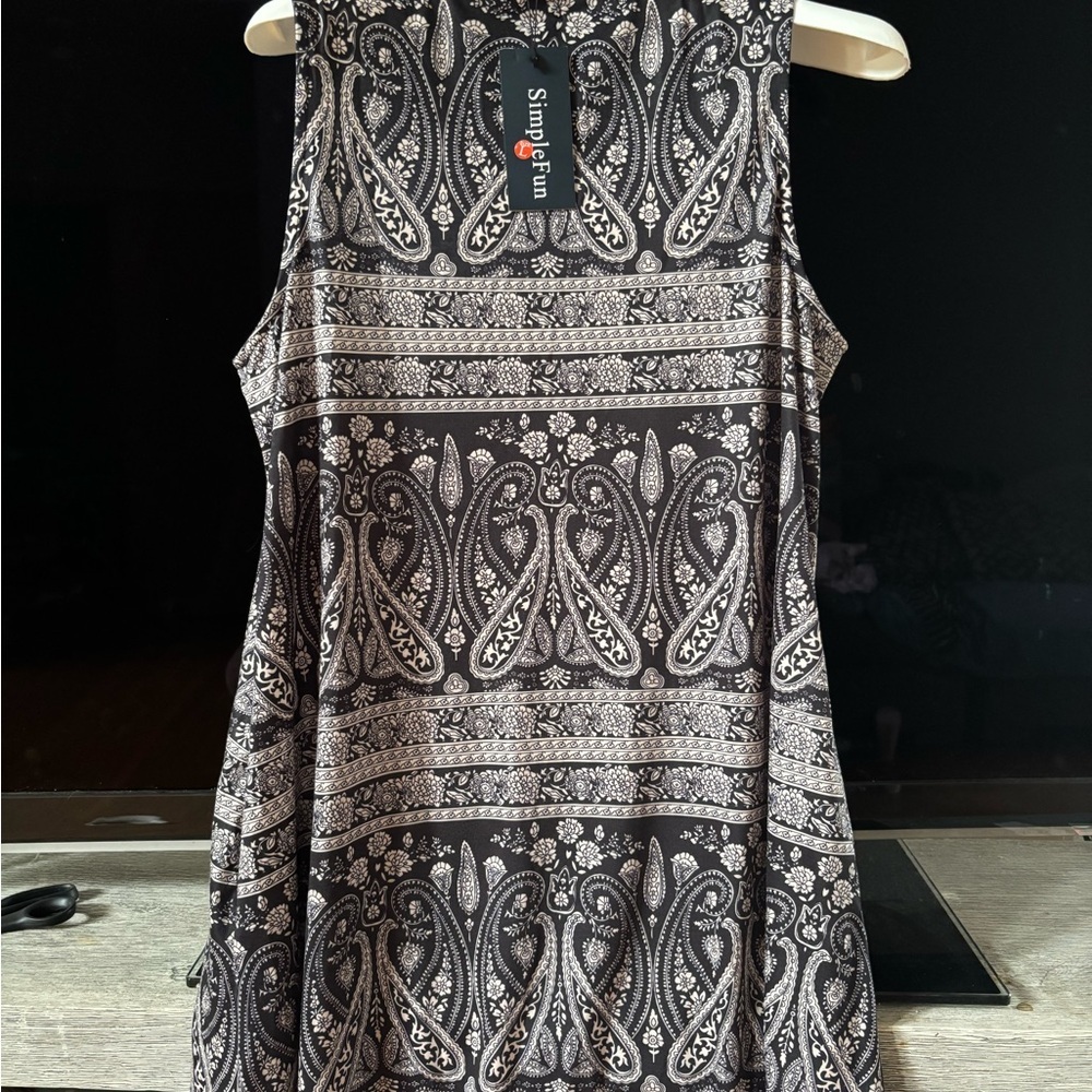 Simple Black Paisley A-Line Mini Dress - Picture 4 of 7